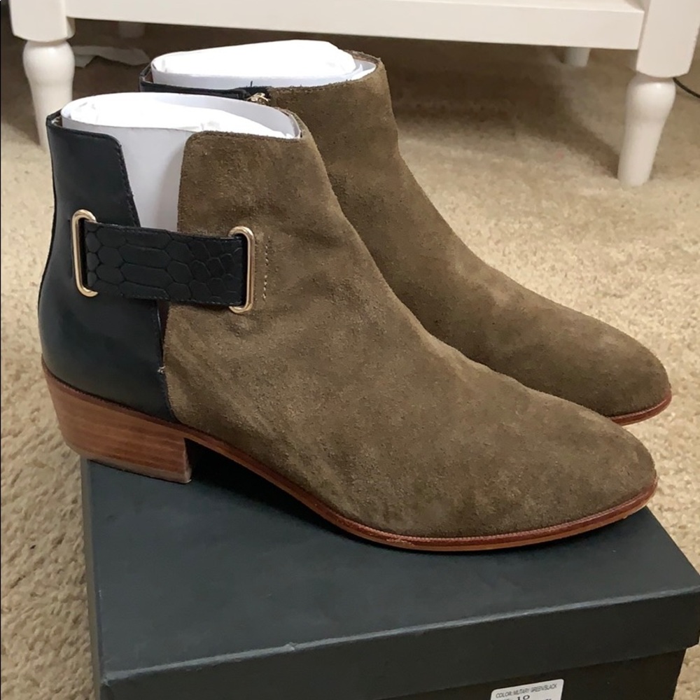 Yosi Samra ‘Drew’ Military Green Ankle Boot Sz. 10